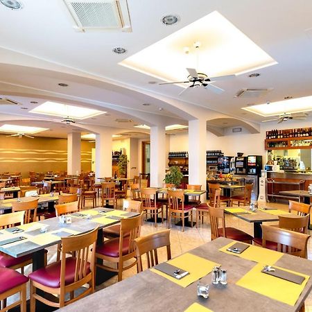 Hotel Angelus 리미니 외부 사진