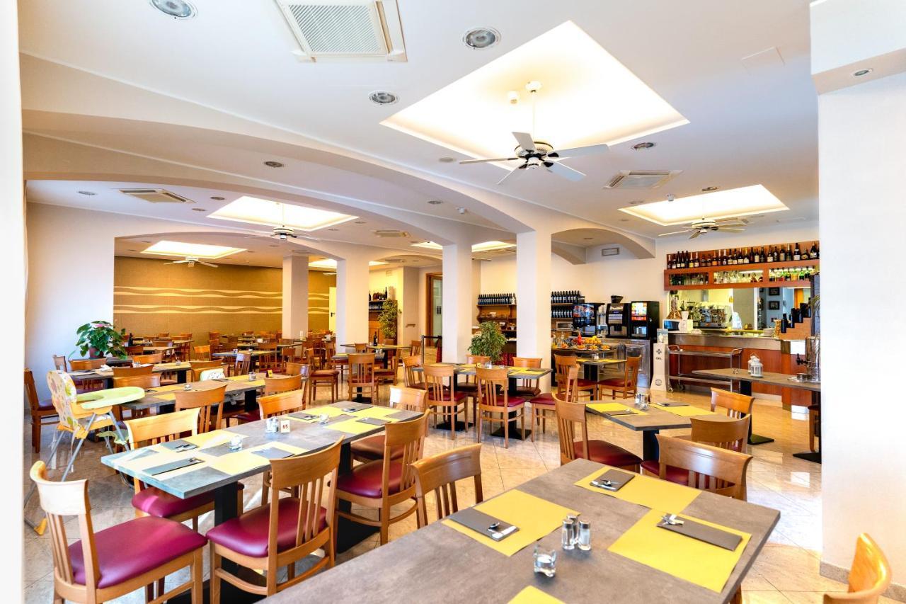 Hotel Angelus 리미니 외부 사진